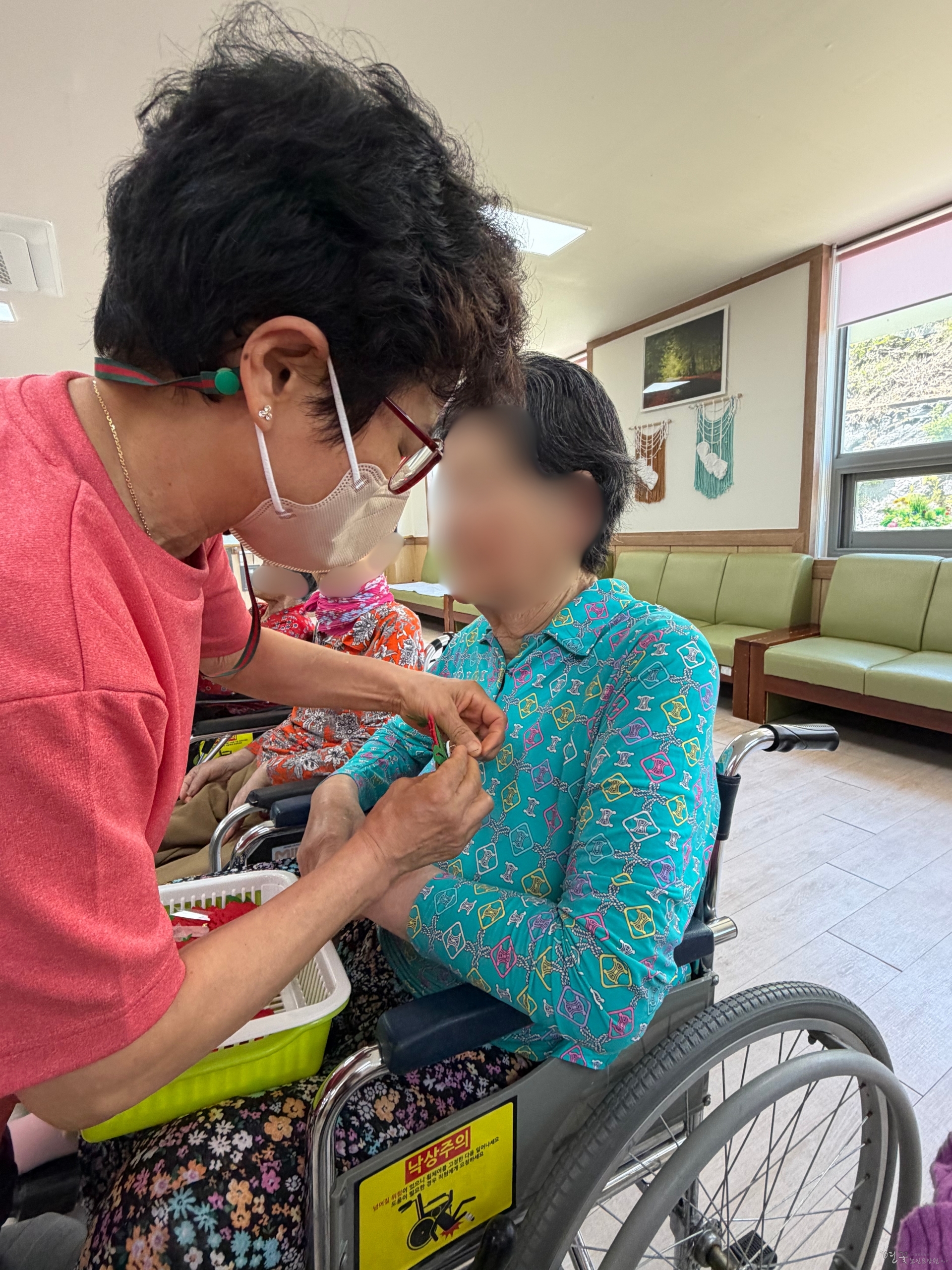 14c62b13-1f78-4e16-a217-ce002d8e8321 - 복사본.jpg