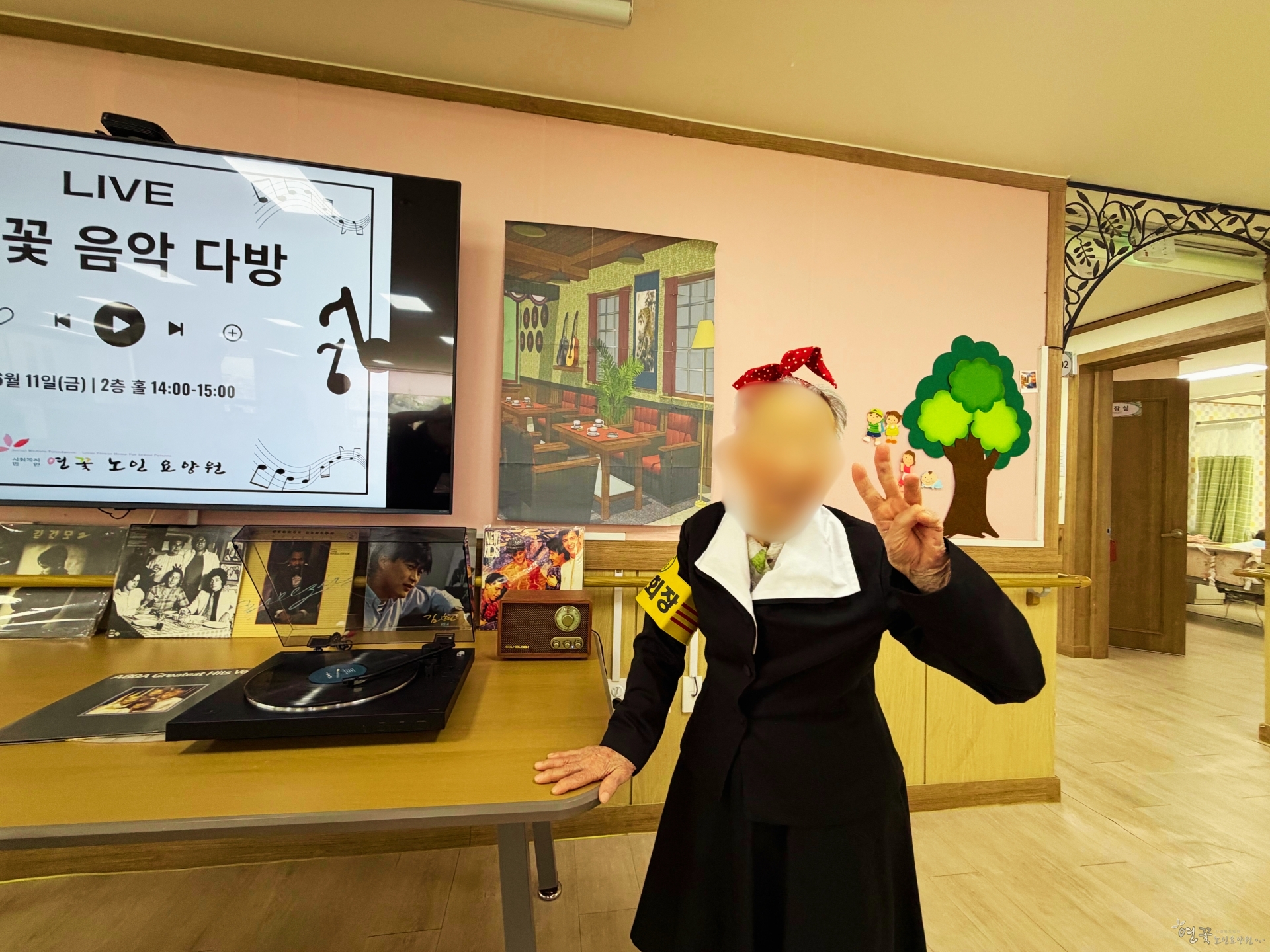 a41e900a-676d-4e1b-ab8f-b12fa74efdf5.jpg