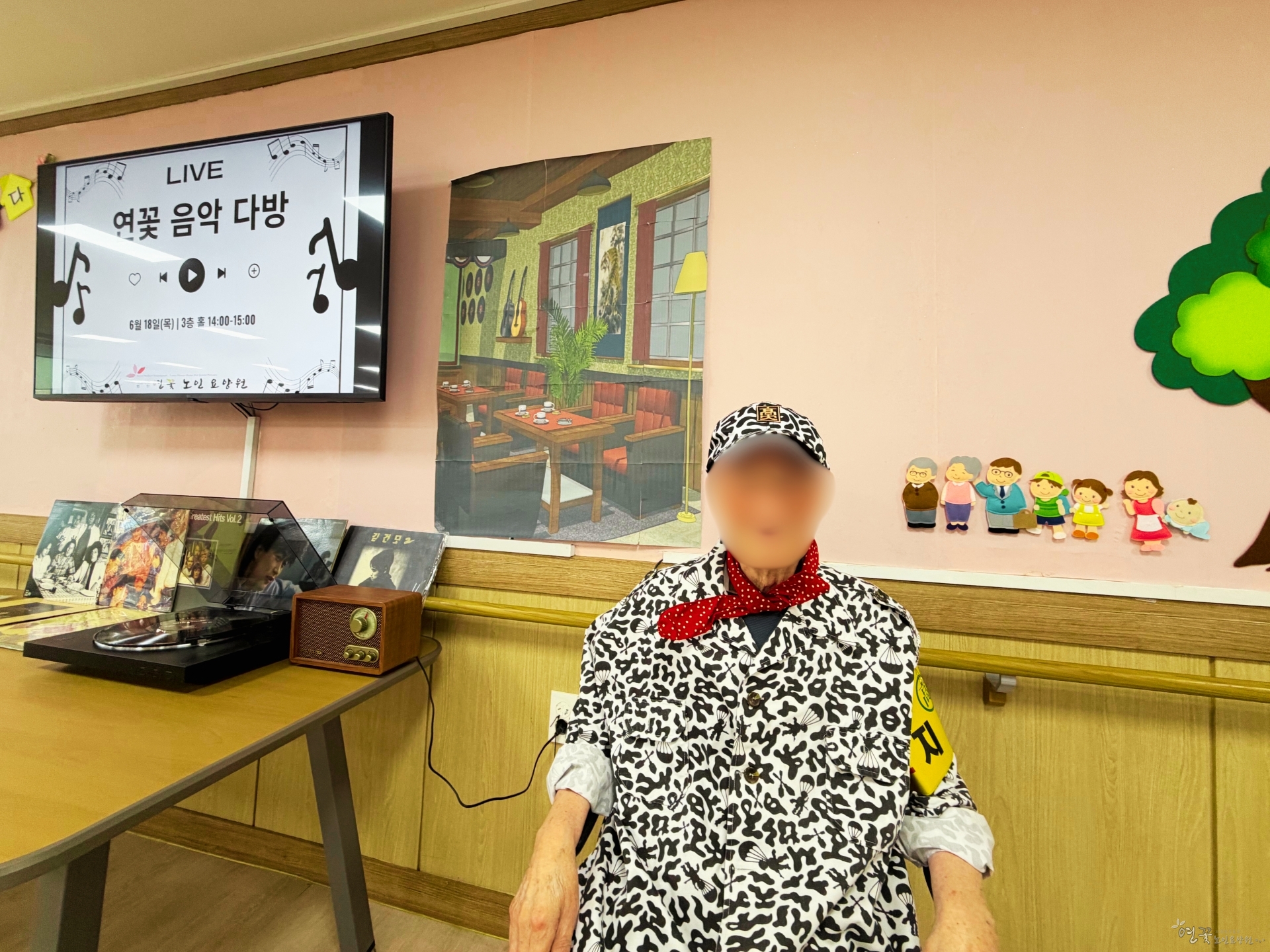 5d9c2aae-ca18-41a6-a61a-5cc890bb65d6.jpg